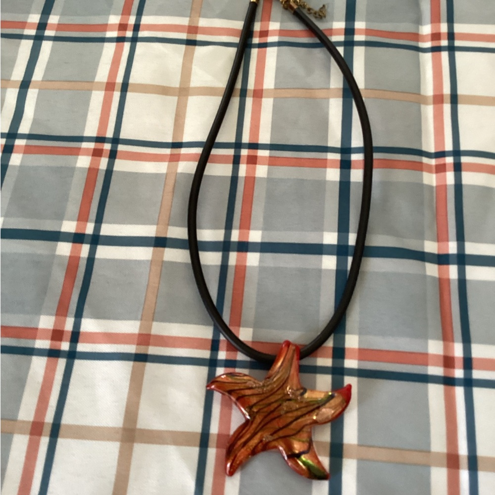 Elegant Starfish Pendant Necklace